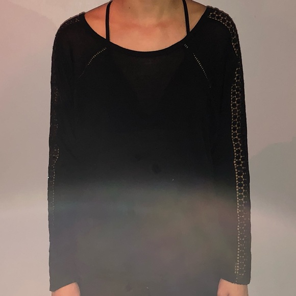 Black shirt - Picture 2 of 2